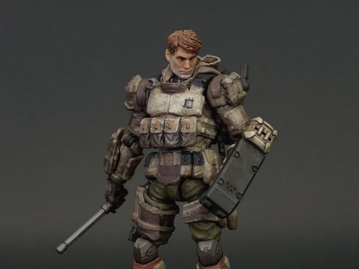 Acid Rain FAV-A116 King (Sandstorm Ver.) Action Figure