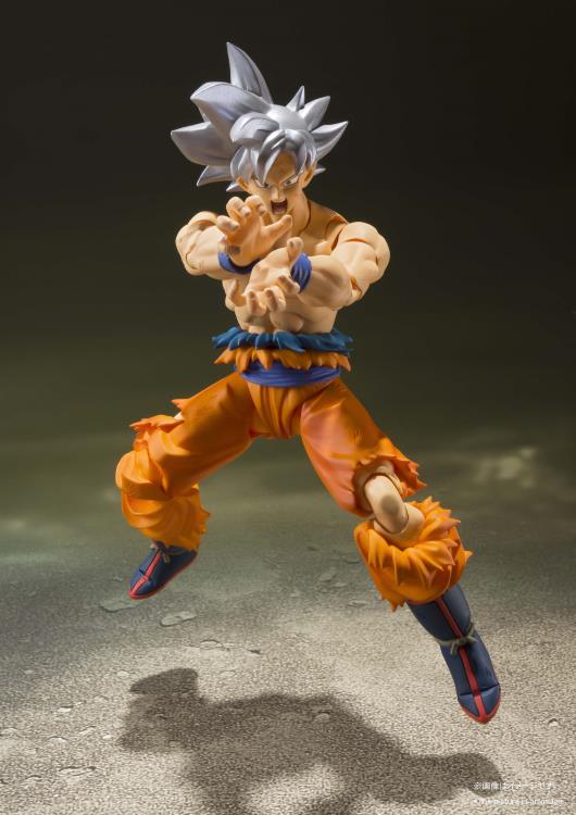 Dragon Ball Super S.H.Figuarts Goku (Ultra Instinct) Action Figure (Reissue) Gallery Image 5
