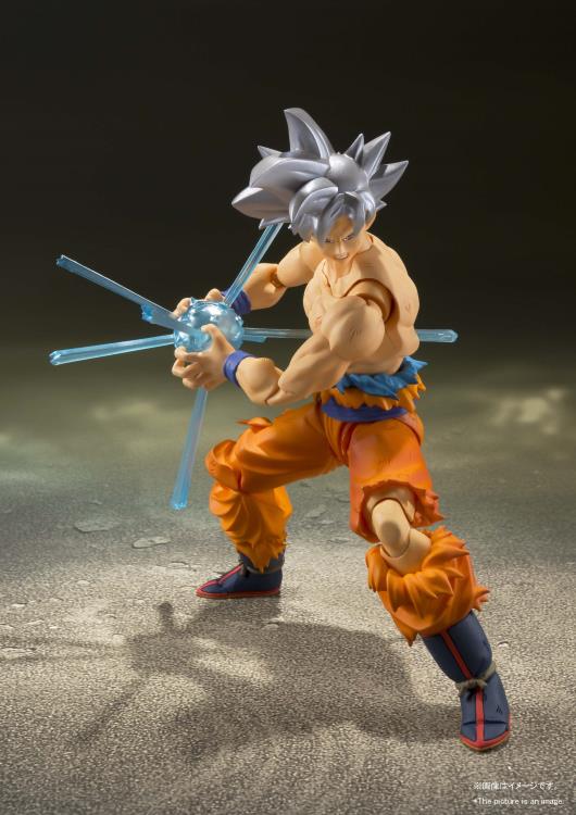 Dragon Ball Super S.H.Figuarts Goku (Ultra Instinct) Action Figure (Reissue) Gallery Image 4