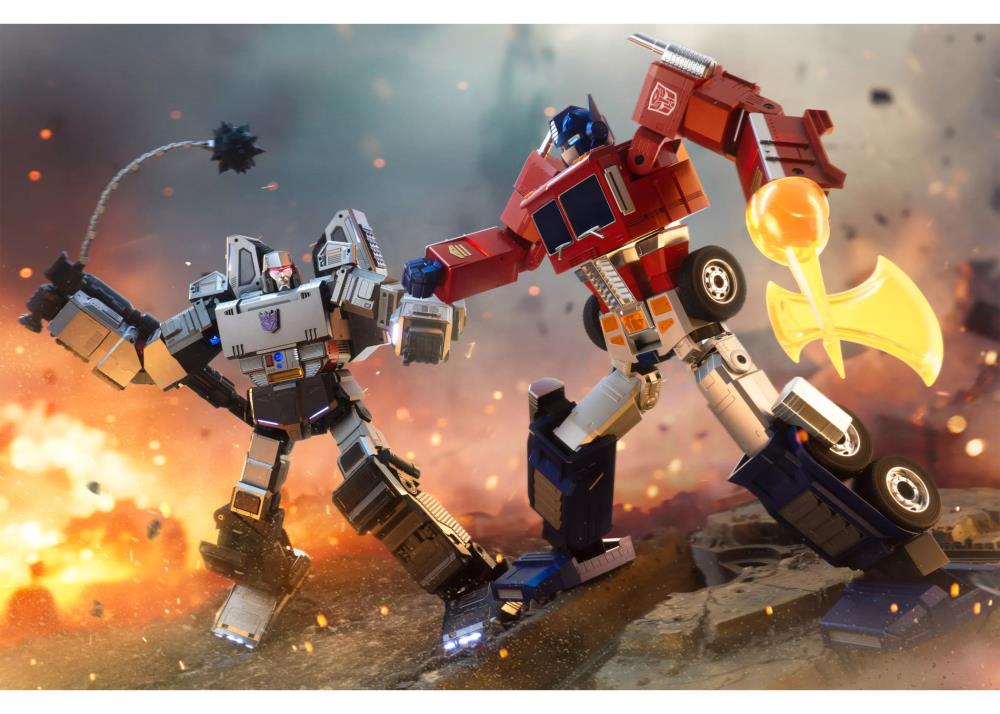Transformers Flagship Series Megatron Auto-Converting Robot Gallery Image 8