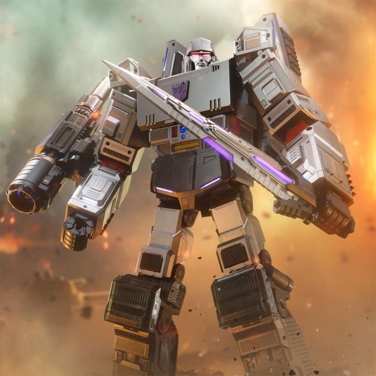 Transformers Flagship Series Megatron Auto-Converting Robot Gallery Image 4