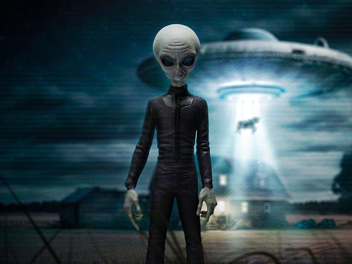 I Want to Believe Alien (Grey) 1/10 Art Scale Limited Edition Statue Gallery Image 1