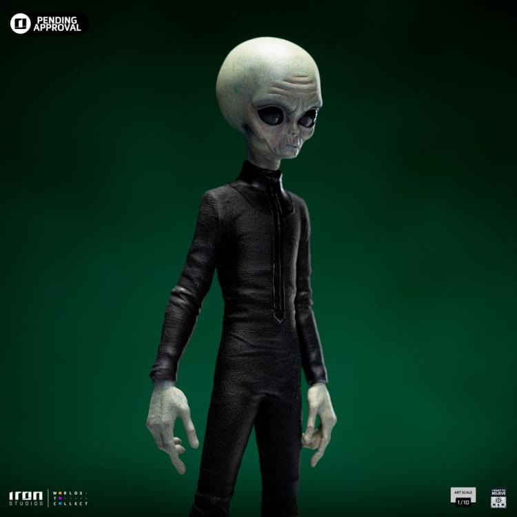 I Want to Believe Alien (Grey) 1/10 Art Scale Limited Edition Statue Gallery Image 6
