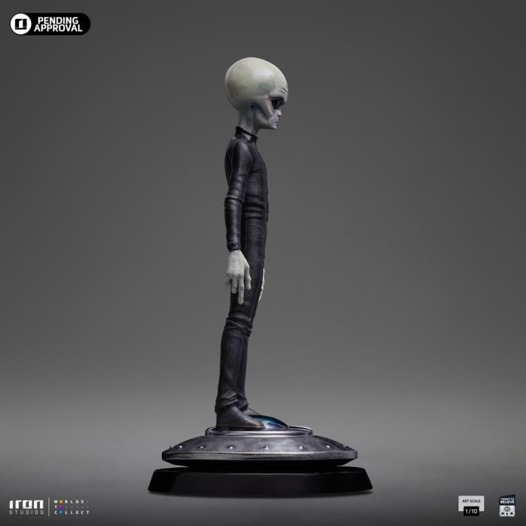 I Want to Believe Alien (Grey) 1/10 Art Scale Limited Edition Statue Gallery Image 12