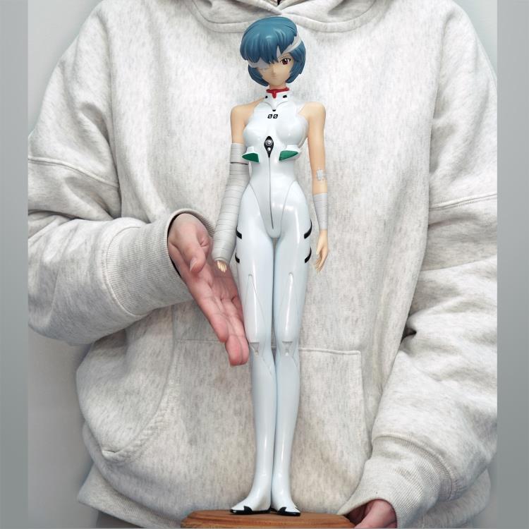Neon Genesis Evangelion Mega Size Series Rei Ayanami (Renewal Edition) Model Kit Gallery Image 11