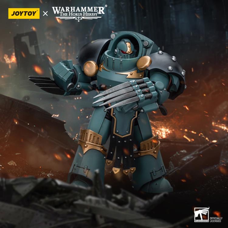 Warhammer: The Horus Heresy Sons of Horus Tartaros Terminator Squad Terminator with Lightning Claws 1/18 Scale Action Figure Gallery Image 3