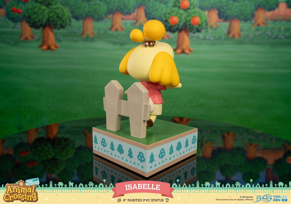 Animal Crossing: New Horizons Isabelle Statue Gallery Image 8
