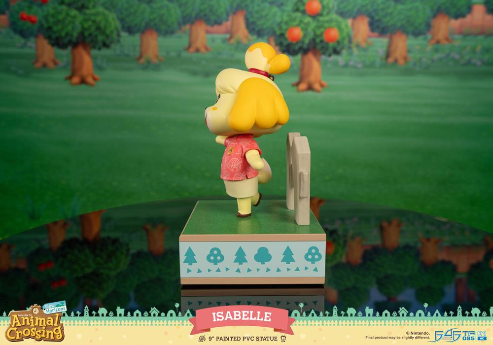 Animal Crossing: New Horizons Isabelle Statue Gallery Image 5