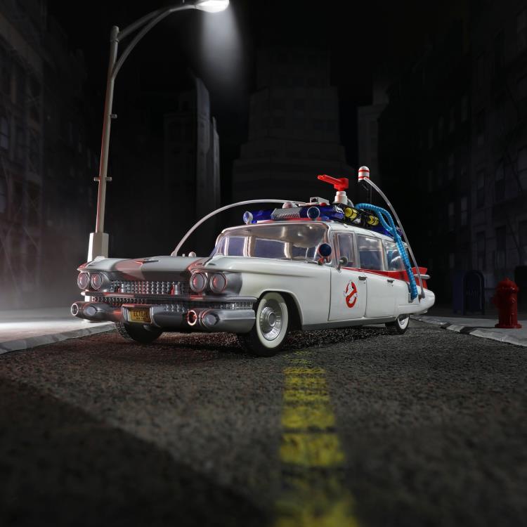 Ghostbusters (1984) Plasma Series Ecto-1 Gallery Image 3