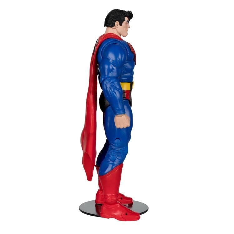 Superman: Our Worlds at War Superman 7" Action Figure (With Digital Code) Gallery Image 6