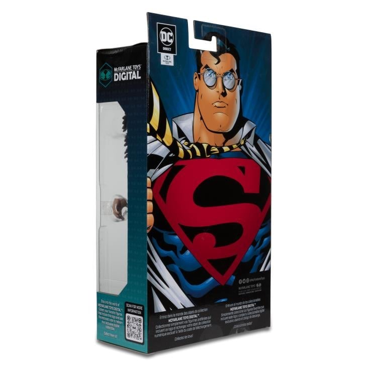 Superman: Our Worlds at War Superman 7" Action Figure (With Digital Code) Gallery Image 14