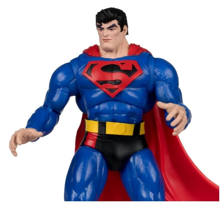 Superman: Our Worlds at War Superman 7" Action Figure (With Digital Code) Gallery Image 7