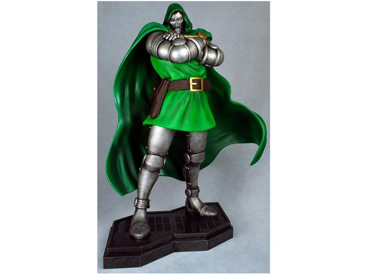 Marvel Vs. Capcom 3:  Doctor Doom 1/4 Scale Statue Gallery Image 1