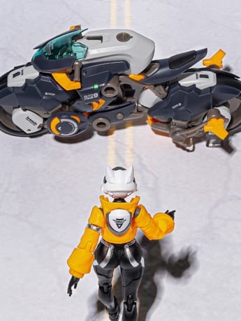 Robot Build RB-14 Denki No. 9 AutoNine Figure
