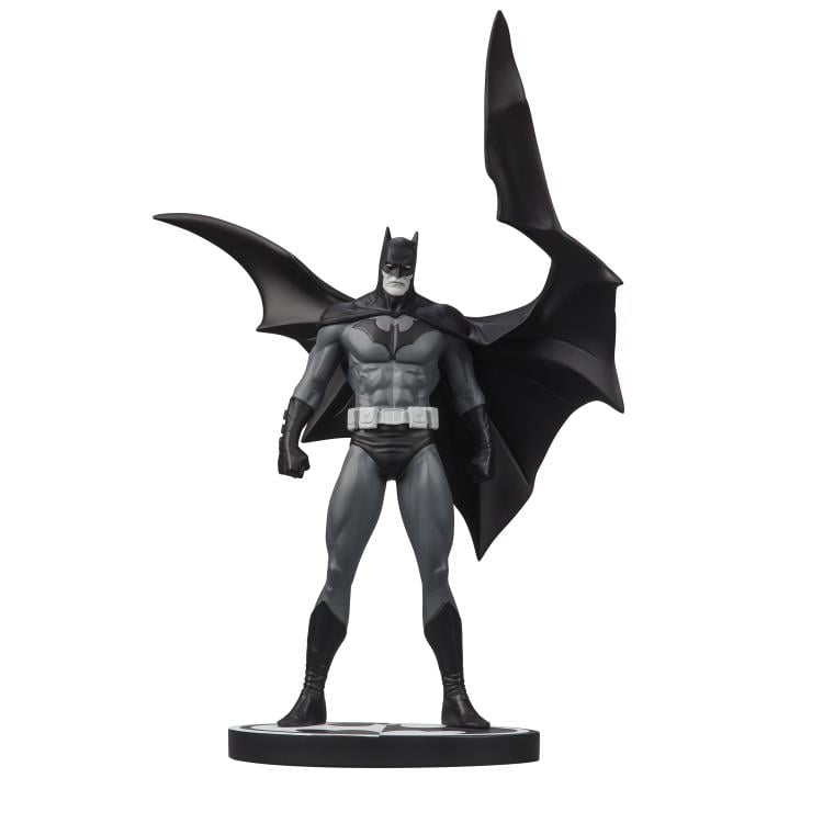 Batman Black & White Batman (Jorge Jimenez) 1/10 Scale Limited Edition Statue Gallery Image 8