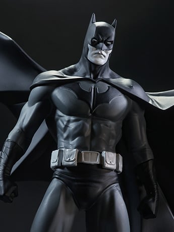 Batman Black & White Batman (Jorge Jimenez) 1/10 Scale Limited