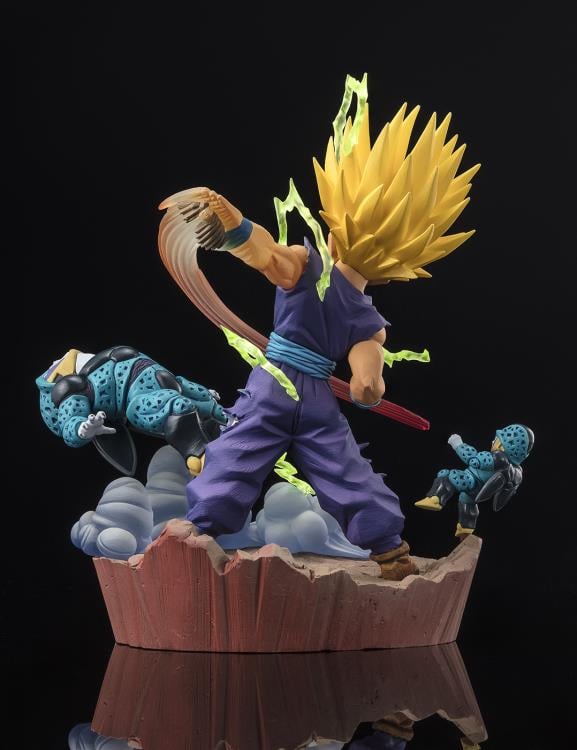 Dragon Ball Z FiguartsZERO Extra Battle Super Saiyan 2 Gohan (Anger Exploding Into Power!!) Gallery Image 5