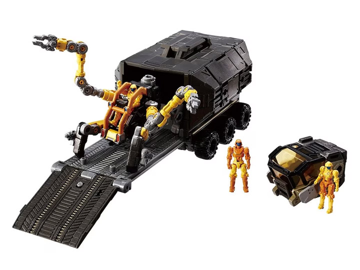 Diaclone D-05 <D> Vehicles Wave 5 Set Gallery Image 1