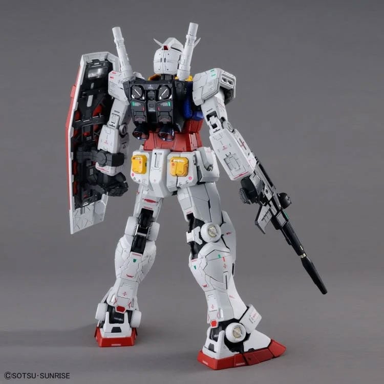 Mobile Suit Gundam PG Unleashed RX-78-2 Gundam 1/60 Scale Model Kit Gallery Image 4