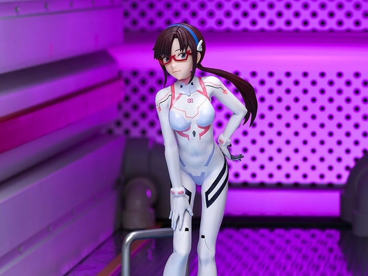 Rebuild of Evangelion Luminasta Mari Makinami Illustrious Figure Gallery Image 1