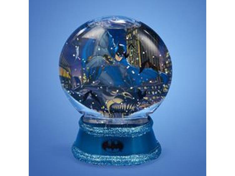 Batman Lighted Water Globe Gallery Image 1