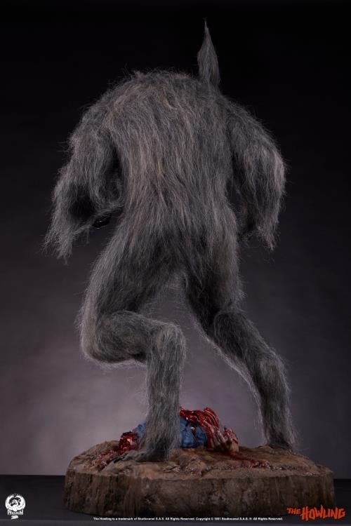 The Howling Epic Series Werewolf 1/3 Scale Statue Gallery Image 6