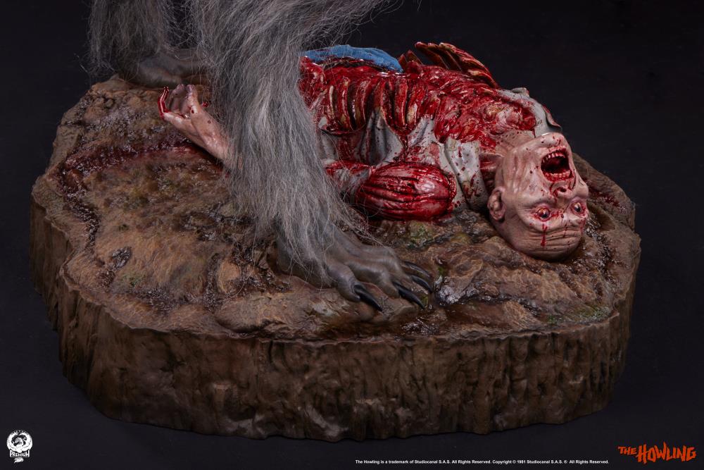 The Howling Epic Series Werewolf 1/3 Scale Statue Gallery Image 15