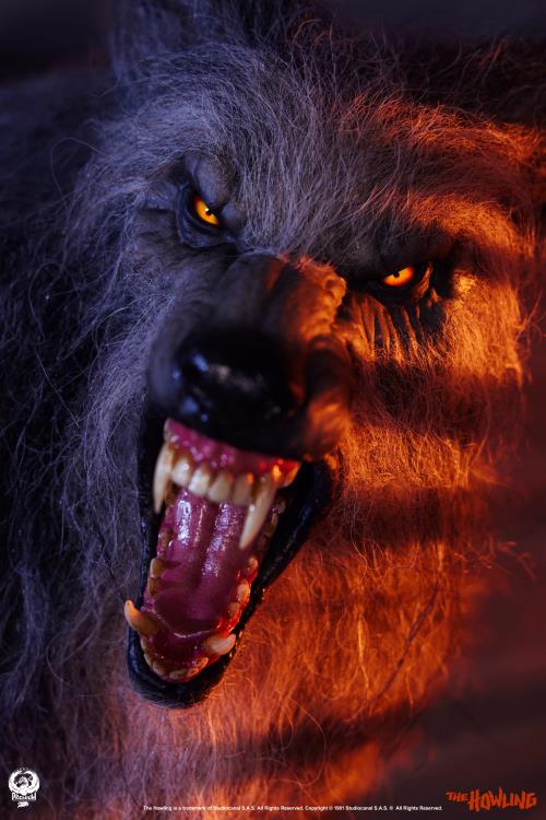 The Howling Epic Series Werewolf 1/3 Scale Statue Gallery Image 21