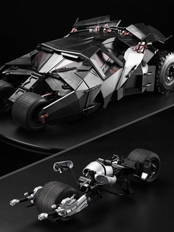 The Dark Knight Tumbler and Bat-Pod Deluxe 1/12 Scale Model Kit