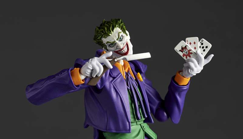 DC Comics Amazing Yamaguchi Revoltech NR055 The Joker (Ver. 1.5) Action Figure Gallery Image 7