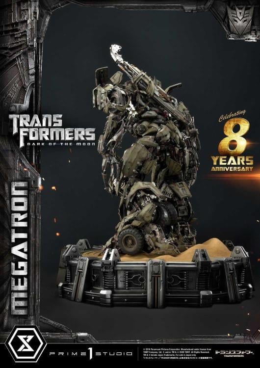 Transformers: Dark of the Moon Museum Masterline Megatron Statue Gallery Image 10