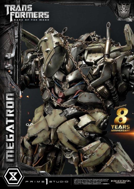Transformers: Dark of the Moon Museum Masterline Megatron Statue Gallery Image 16