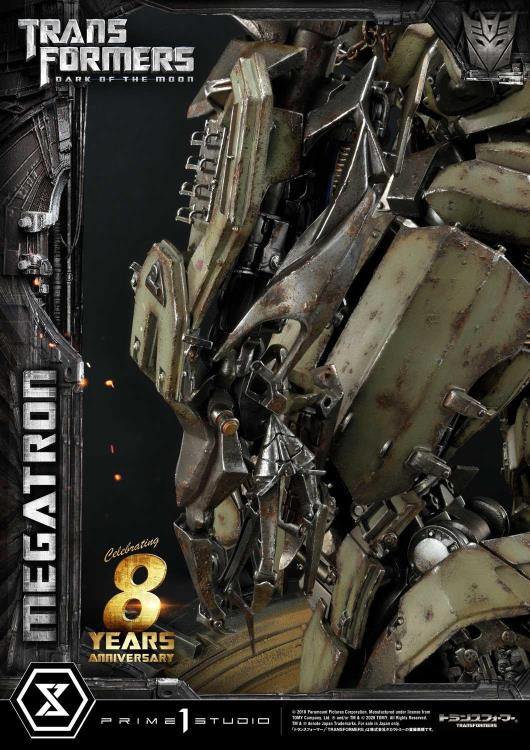 Transformers: Dark of the Moon Museum Masterline Megatron Statue Gallery Image 20