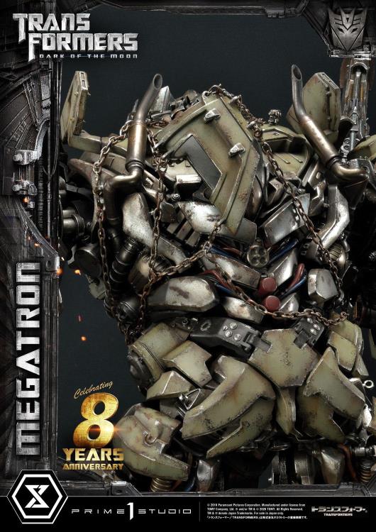 Transformers: Dark of the Moon Museum Masterline Megatron Statue Gallery Image 15