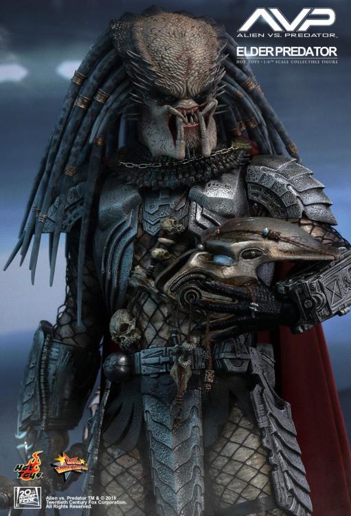 Alien vs. Predator MMS325 Elder Predator 1/6th Scale Collectible Figure Gallery Image 9
