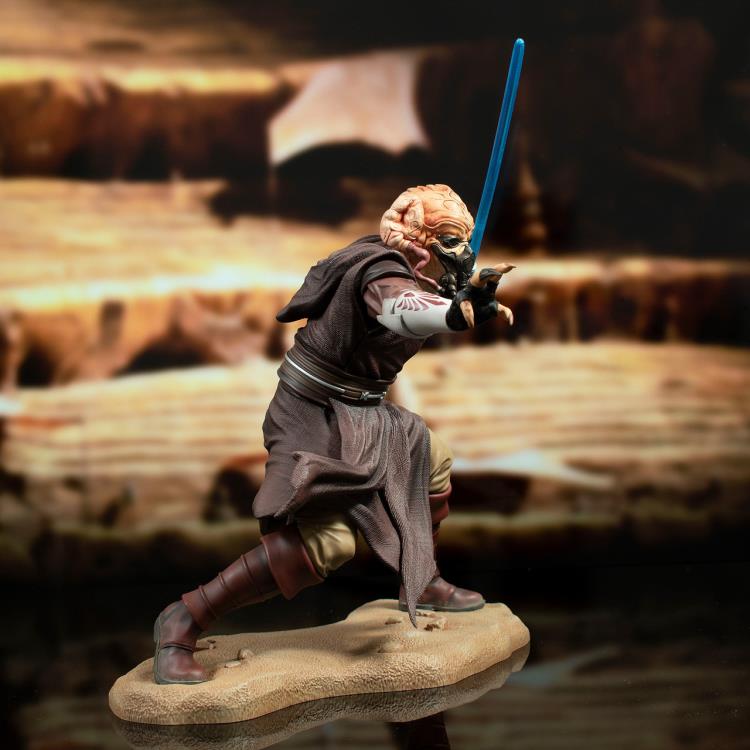 Star Wars: Attack of the Clones Premier Collection Plo Koon 1/7 Scale Limited Edition Statue Gallery Image 6