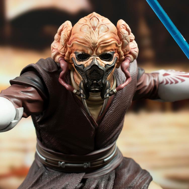 Star Wars: Attack of the Clones Premier Collection Plo Koon 1/7 Scale Limited Edition Statue Gallery Image 7