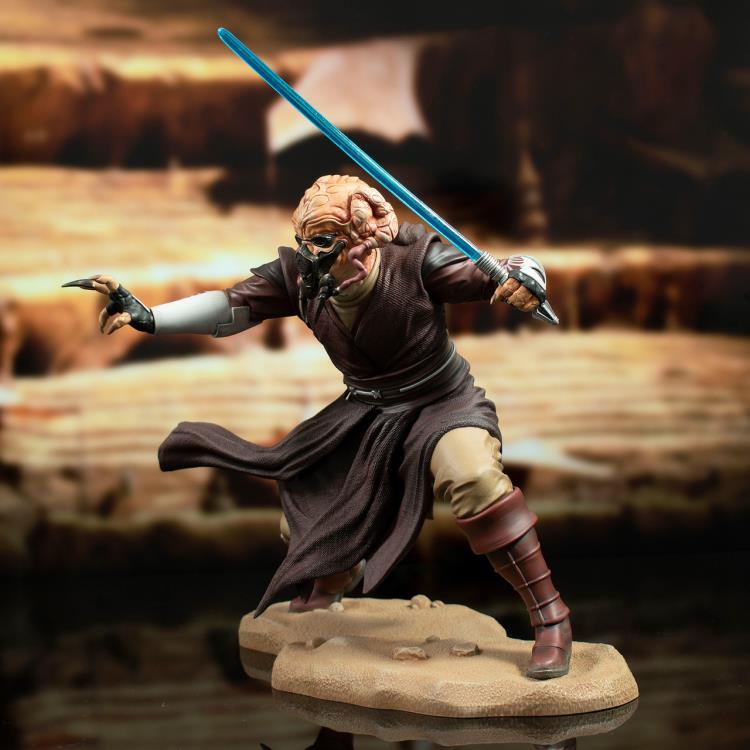 Star Wars: Attack of the Clones Premier Collection Plo Koon 1/7 Scale Limited Edition Statue Gallery Image 4