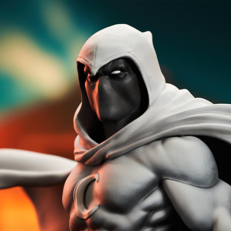 Marvel Comic Moon Knight 1/7 Scale Limited Edition Mini Bust Gallery Image 8