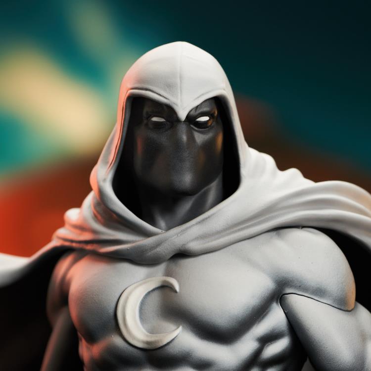 Marvel Comic Moon Knight 1/7 Scale Limited Edition Mini Bust Gallery Image 7