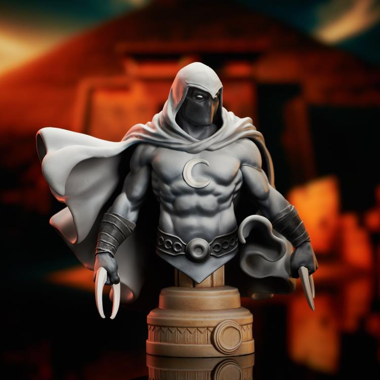 Marvel Comic Moon Knight 1/7 Scale Limited Edition Mini Bust Gallery Image 6