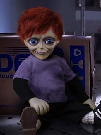 Seed of Chucky Mezco Designer Series Mega Scale Talking Glen Gallery Image 2