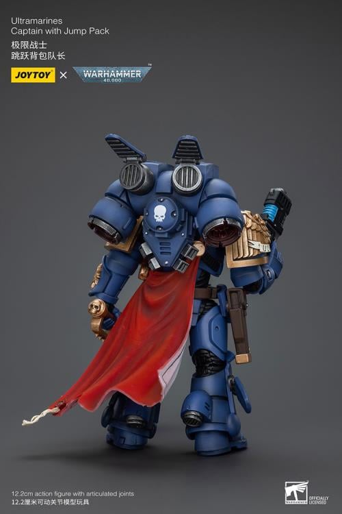 Warhammer 40K Ultramarines Captain with Jump Pack 1/18 Scale Action Figure Gallery Image 7