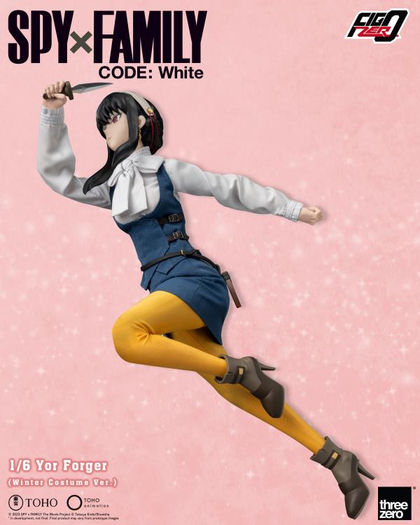 Spy x Family Code: White FigZero Yor Forger (Winter Costume Ver.) 1/6 Scale Figure Gallery Image 7