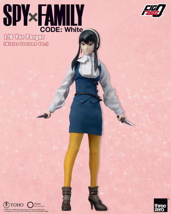 Spy x Family Code: White FigZero Yor Forger (Winter Costume Ver.) 1/6 Scale Figure Gallery Image 6