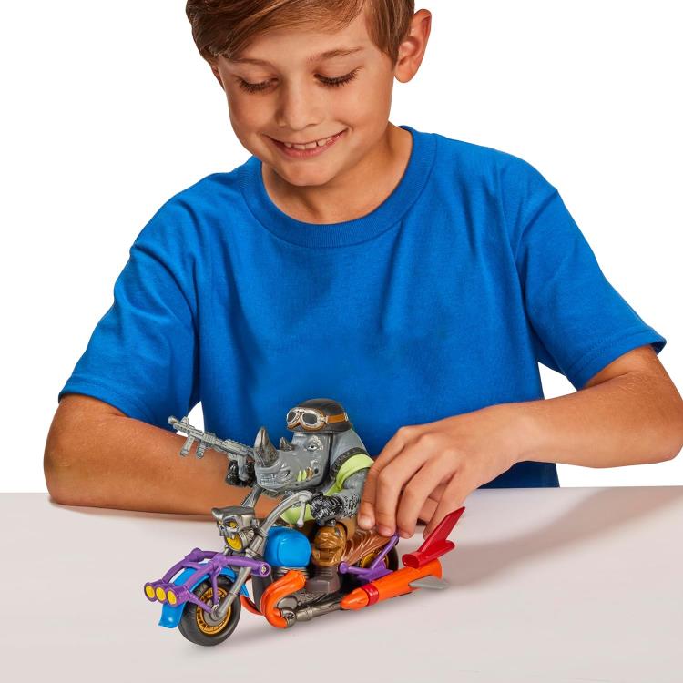 Teenage Mutant Ninja Turtles: Mutant Mayhem Chopper Cycle with Rocksteady Vehicle Set Gallery Image 9