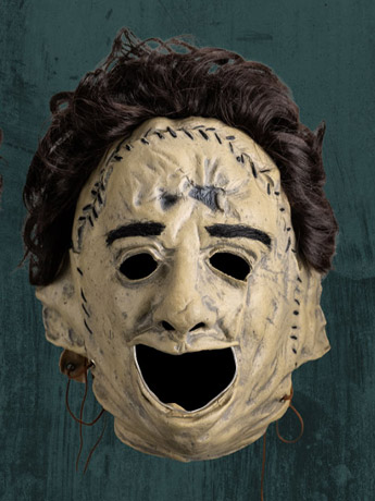 The Texas Chainsaw Massacre (1974) Leatherface Vinyl Killing Mask Gallery Image 2