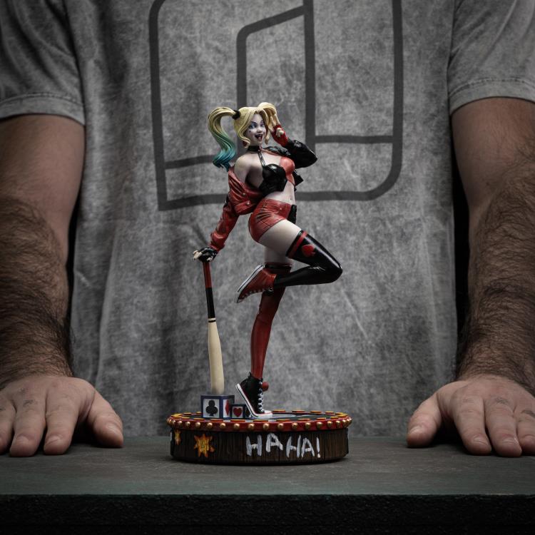 Gotham City Sirens Harley Quinn 1/10 Art Scale Limited Edition Statue Gallery Image 12