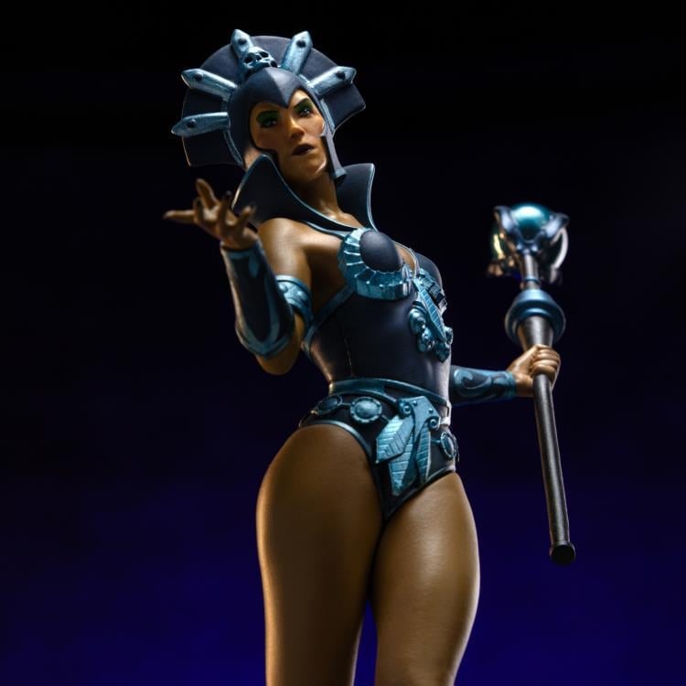 Masters of the Universe Evil-Lyn (Color Variant) 1/10 Art Scale BBTS Exclusive Limited Edition Statue Gallery Image 6
