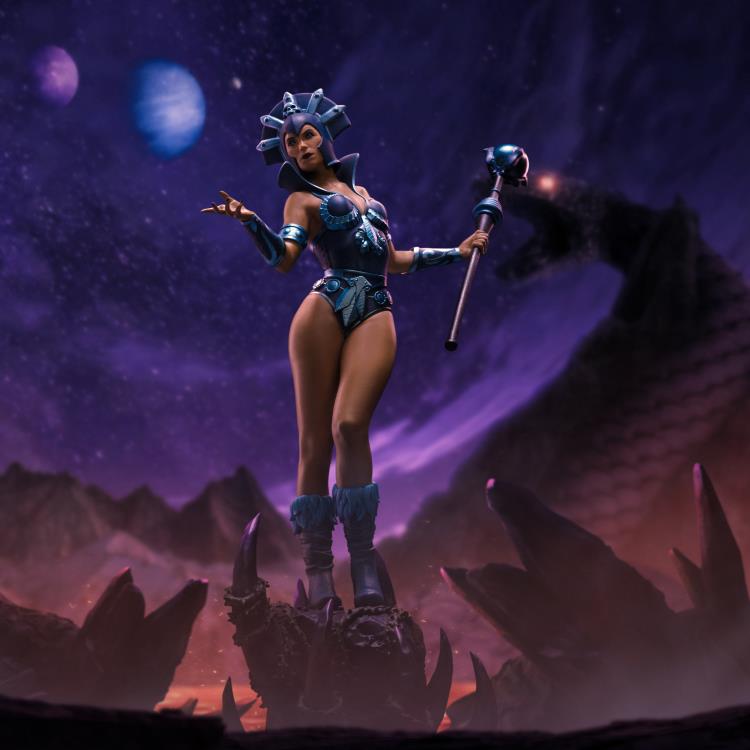 Masters of the Universe Evil-Lyn (Color Variant) 1/10 Art Scale BBTS Exclusive Limited Edition Statue Gallery Image 3